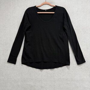 Lululemon Shirt Womens Medium Black Long Sleeve Scoop Hem Logo Athletic Yoga Top